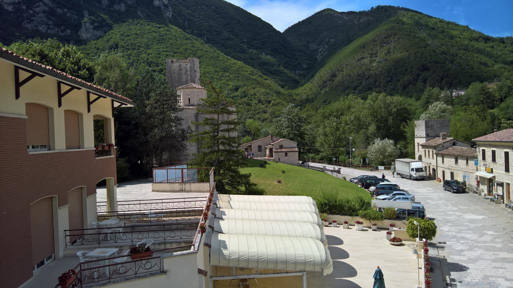 Hotel Terme Di San Vittore Genga  Eksteriør bilde