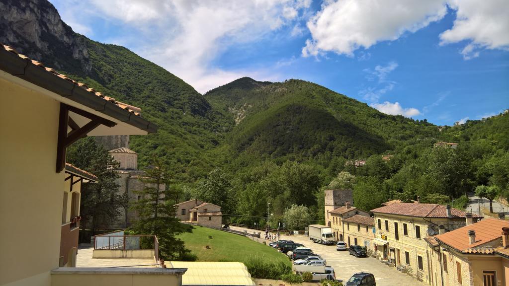 Hotel Terme Di San Vittore Genga  Eksteriør bilde