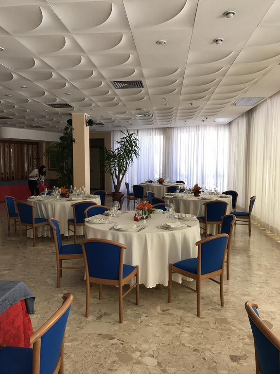Hotel Terme Di San Vittore Genga  Eksteriør bilde