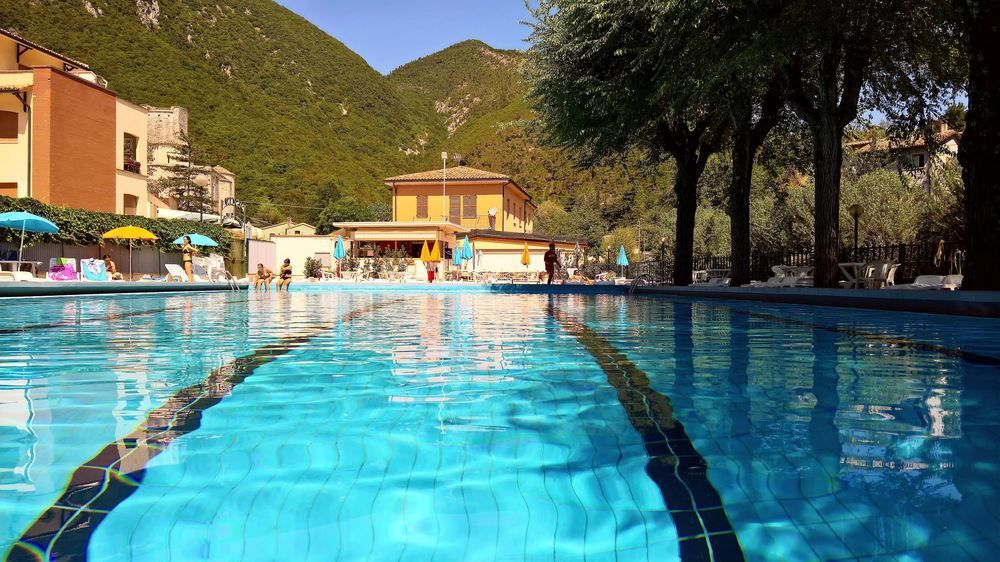Hotel Terme Di San Vittore Genga  Eksteriør bilde